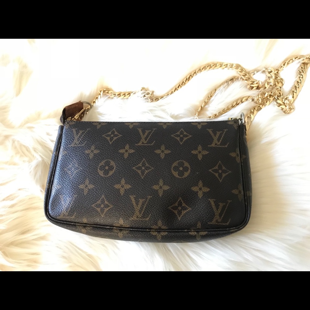 Louis Vuitton Pochette Accessoires